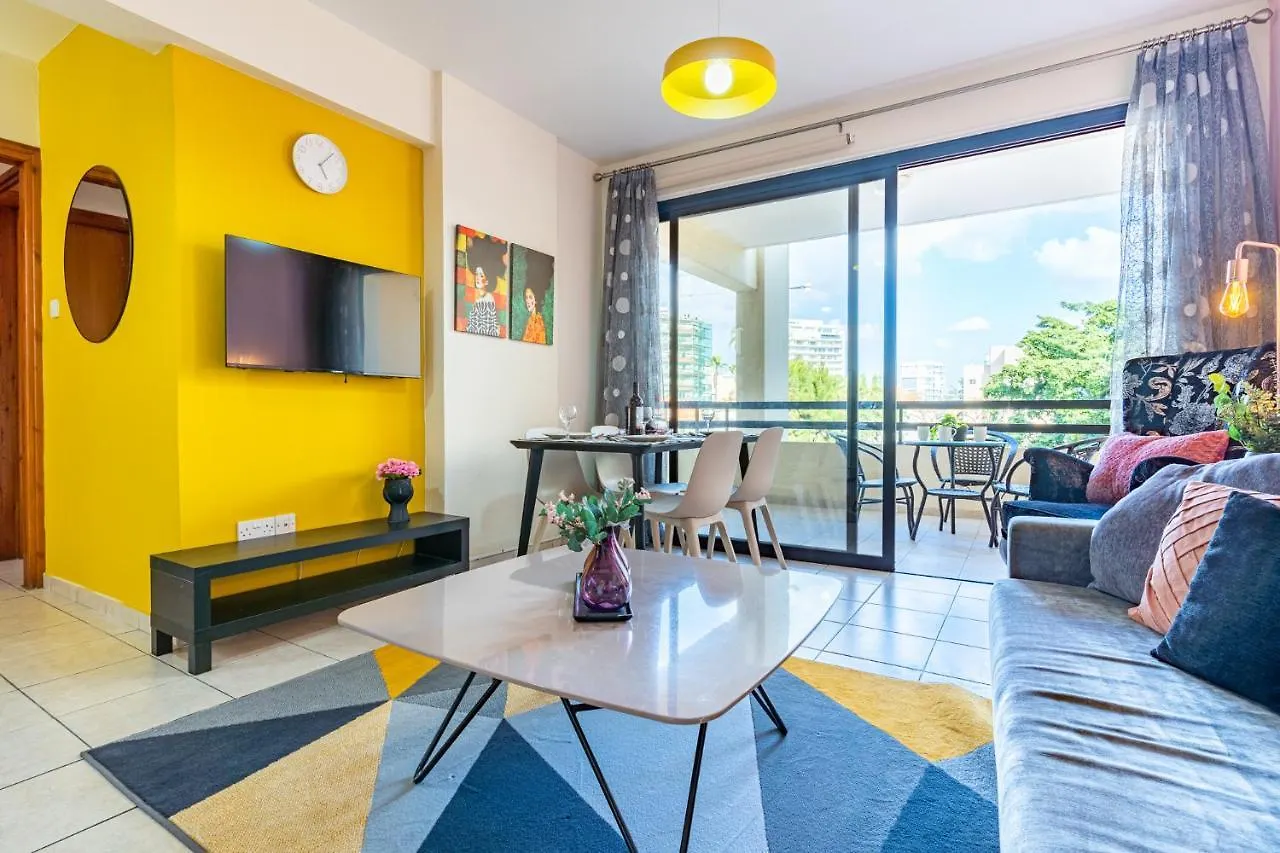 Freya 1-Bedroom Apartment In Larnaca